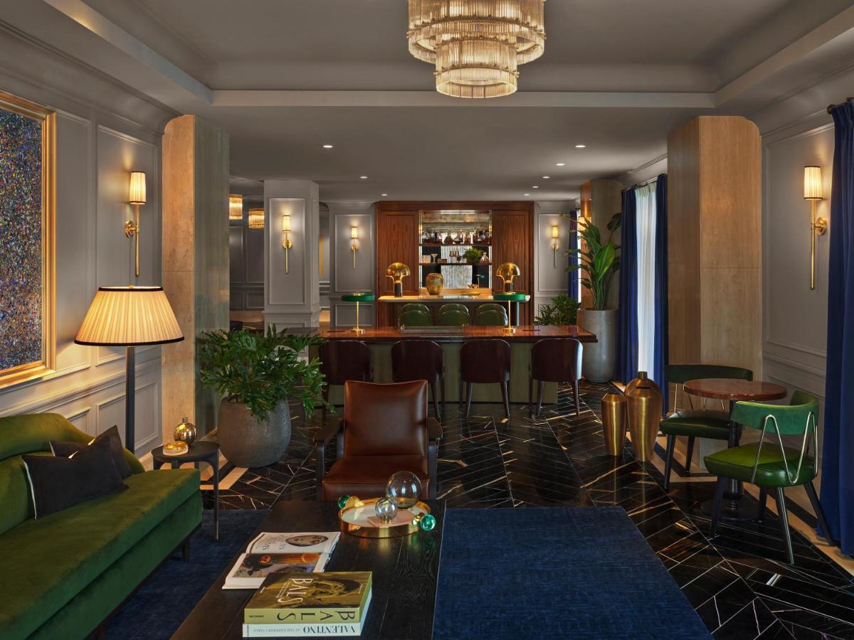 The Newbury Boston Hotel Екстериор снимка The Bar