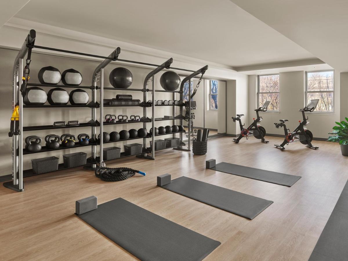 The Newbury Boston Hotel Екстериор снимка A functional training area