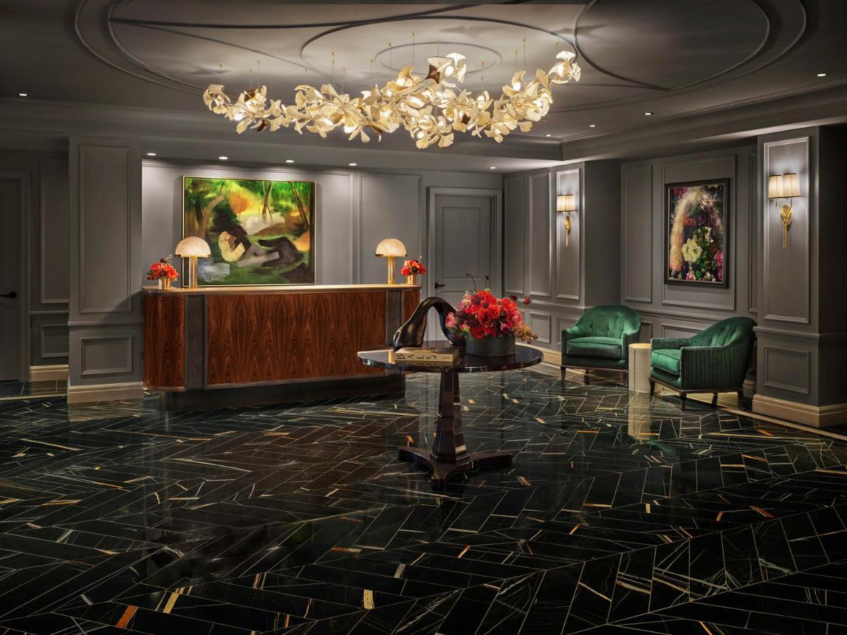 The Newbury Boston Hotel Екстериор снимка The lobby of the Four Seasons Hotel
