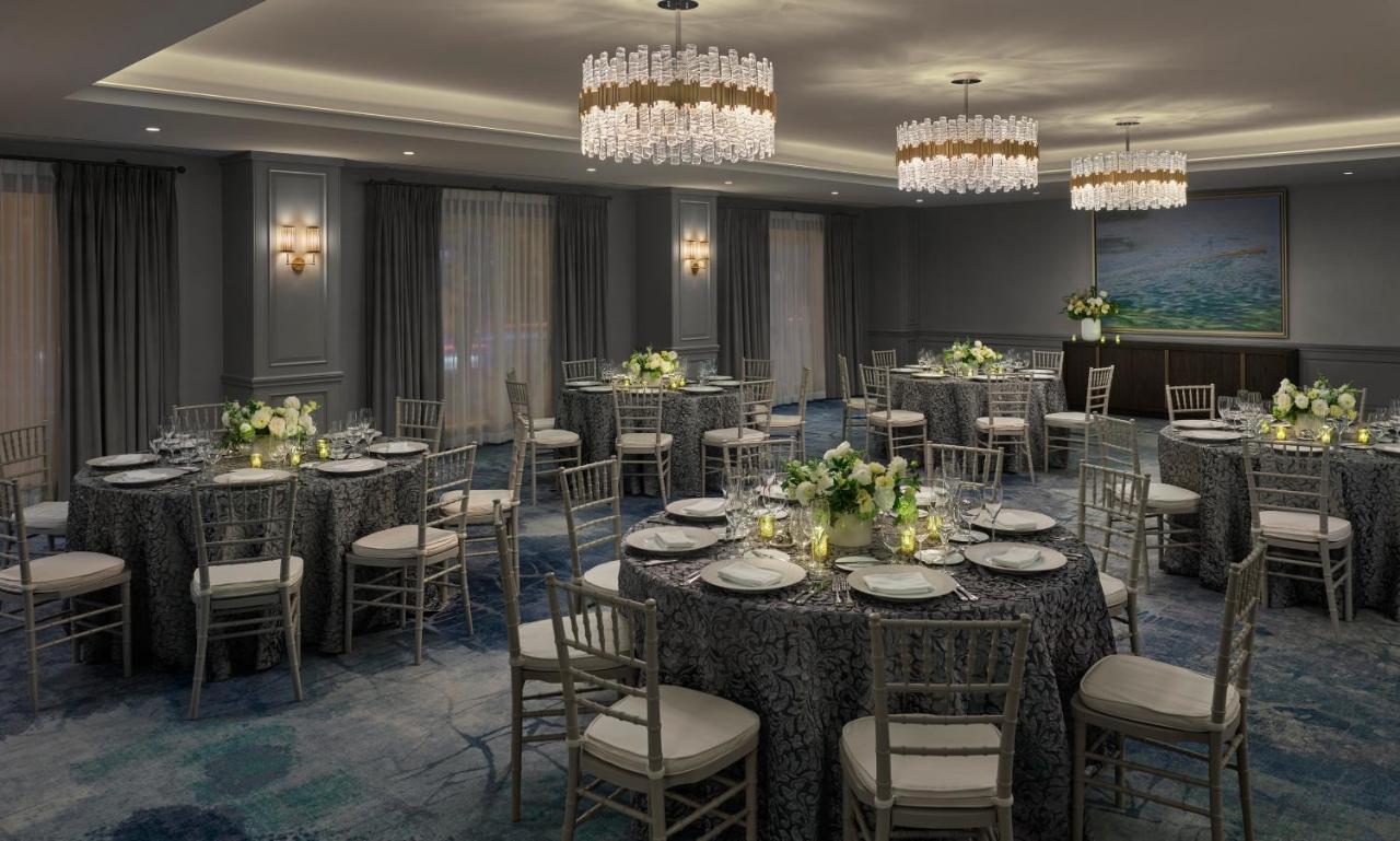 The Newbury Boston Hotel Екстериор снимка The ballroom at the Four Seasons Hotel